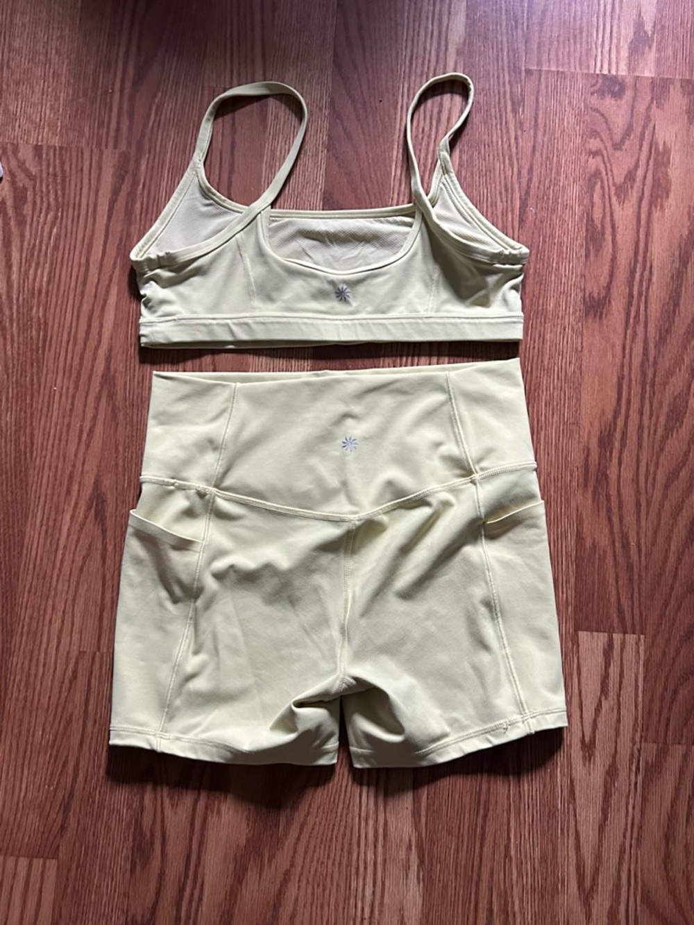 Athleta Matching Set - Picture 3 of 3